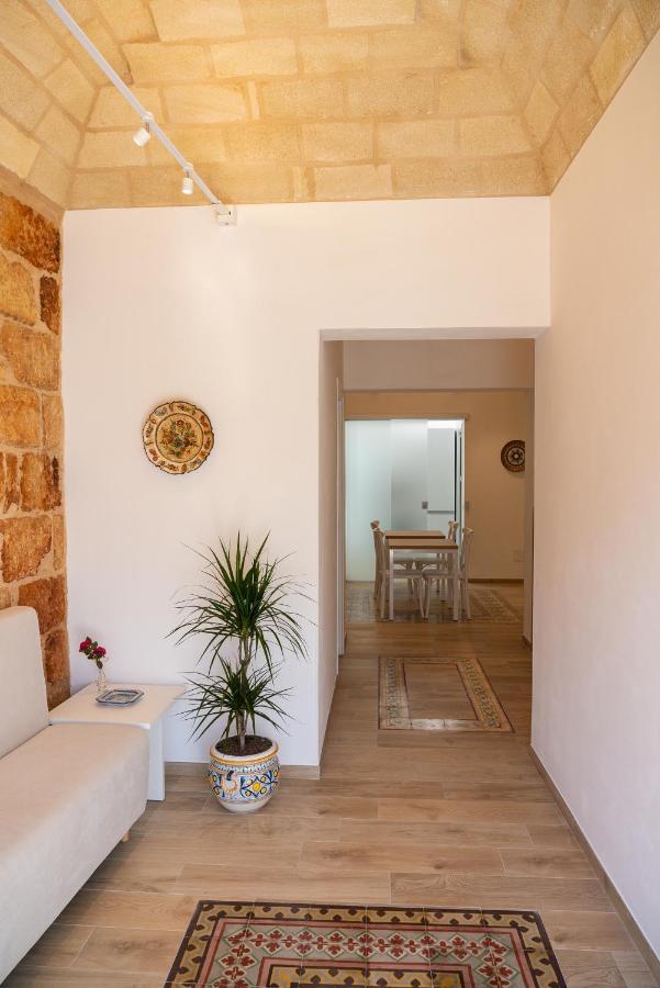 Butiko Hotel Castelluzzo Luaran gambar