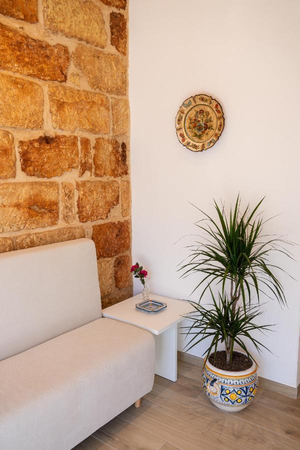 Butiko Hotel Castelluzzo Luaran gambar